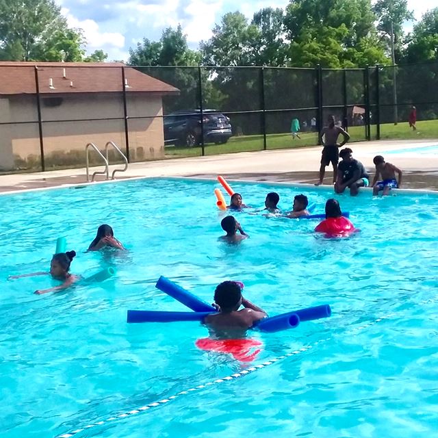 Farmer Street Pool 640 IMG_3456